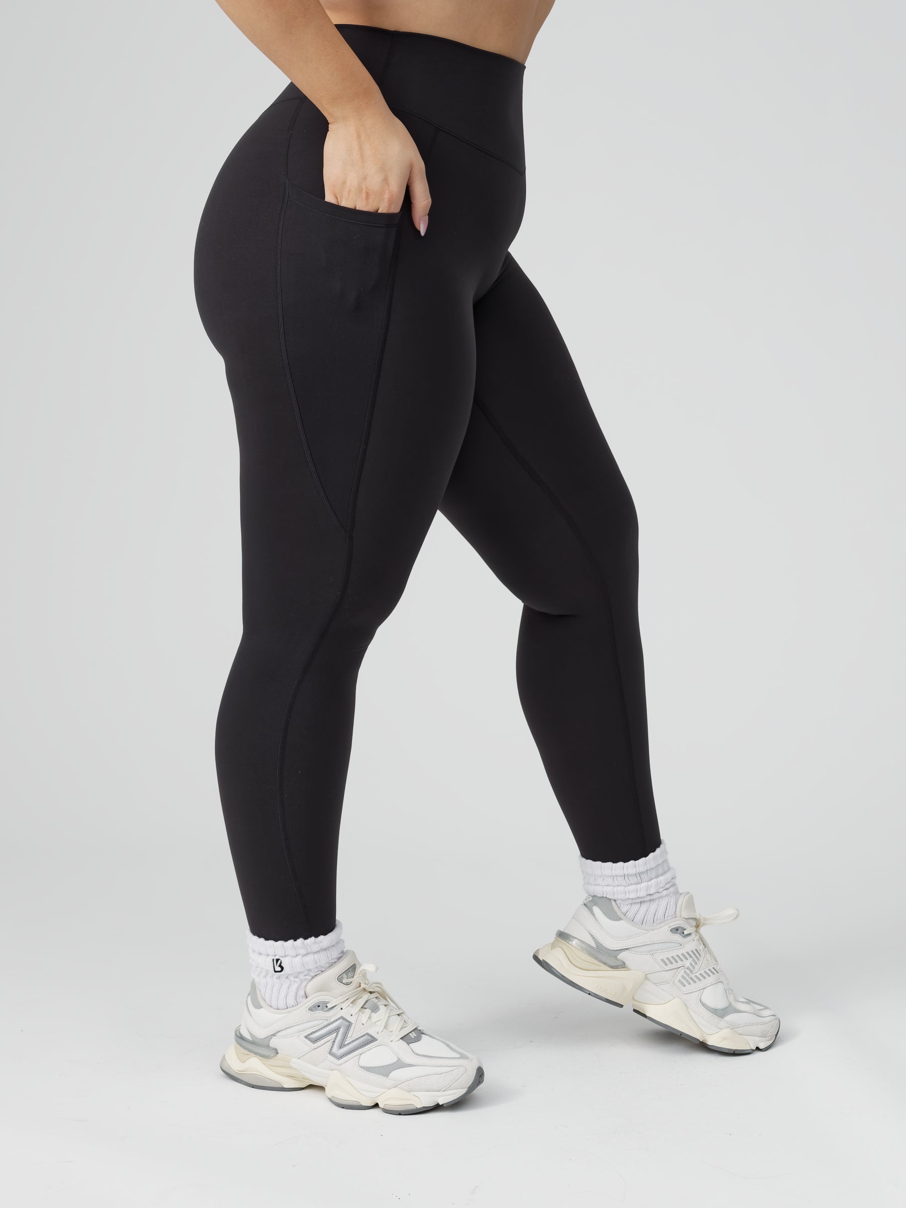 Rosa Pocket Legging - Onyx Black