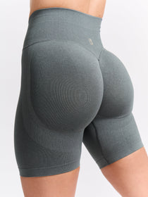Miracle Seamless Short 6" - Frosted Sage