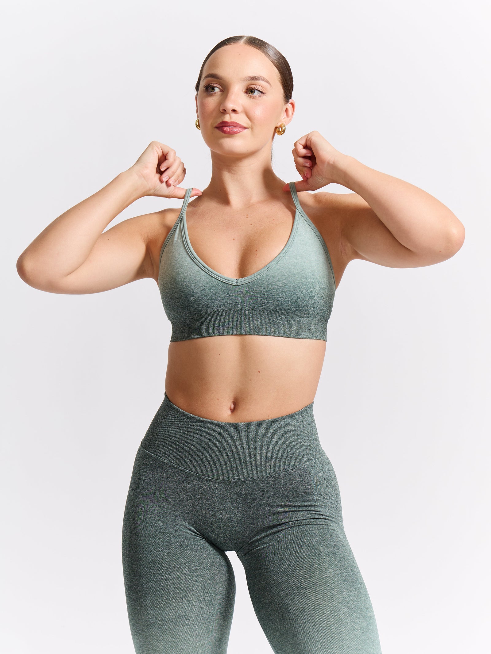 Plunge Seamless Sports Bra - Sage Ombre
