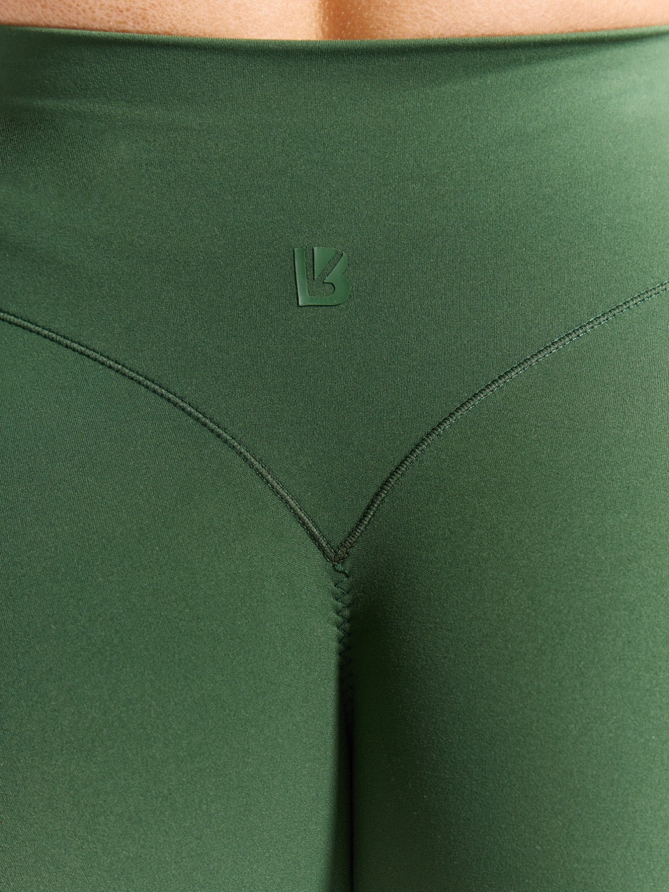 Aggressive Scrunch Short 7" - Atari