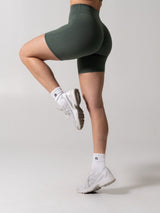 Thumbnail 3 of Poshknit Aggressive Scrunch Short 7" - Limon Pepino, 3 of 7