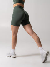 Thumbnail 1 of Poshknit Aggressive Scrunch Short 7" - Limon Pepino, 1 of 7