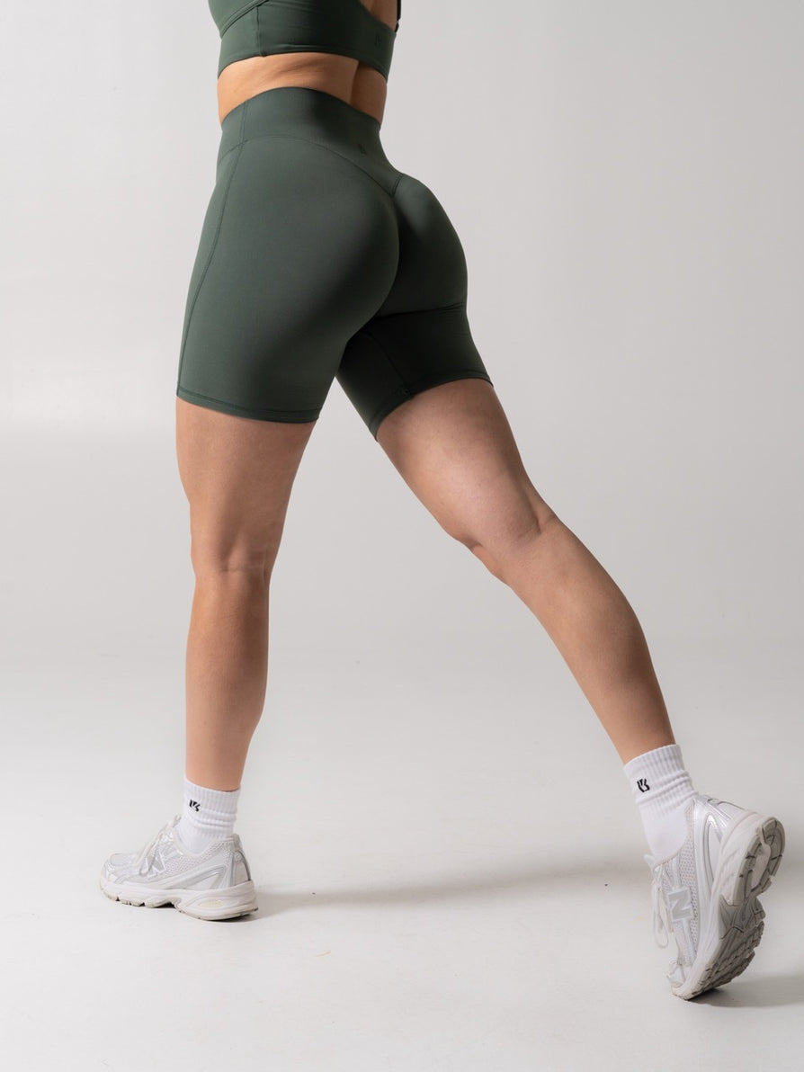 Poshknit Aggressive Scrunch Short 7" - Limon Pepino