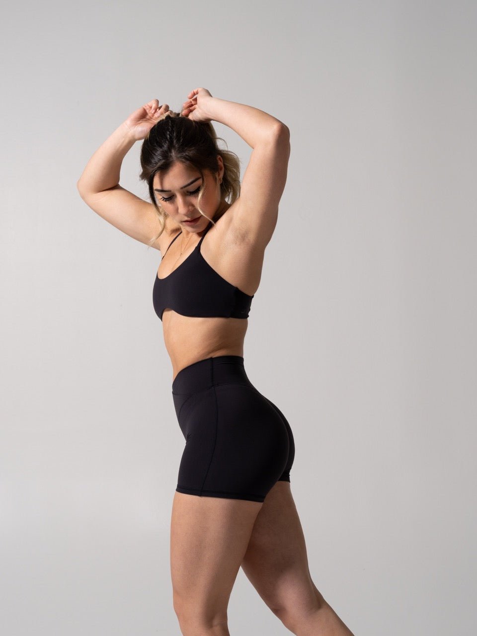 Barre Sports Bra - Onyx Black