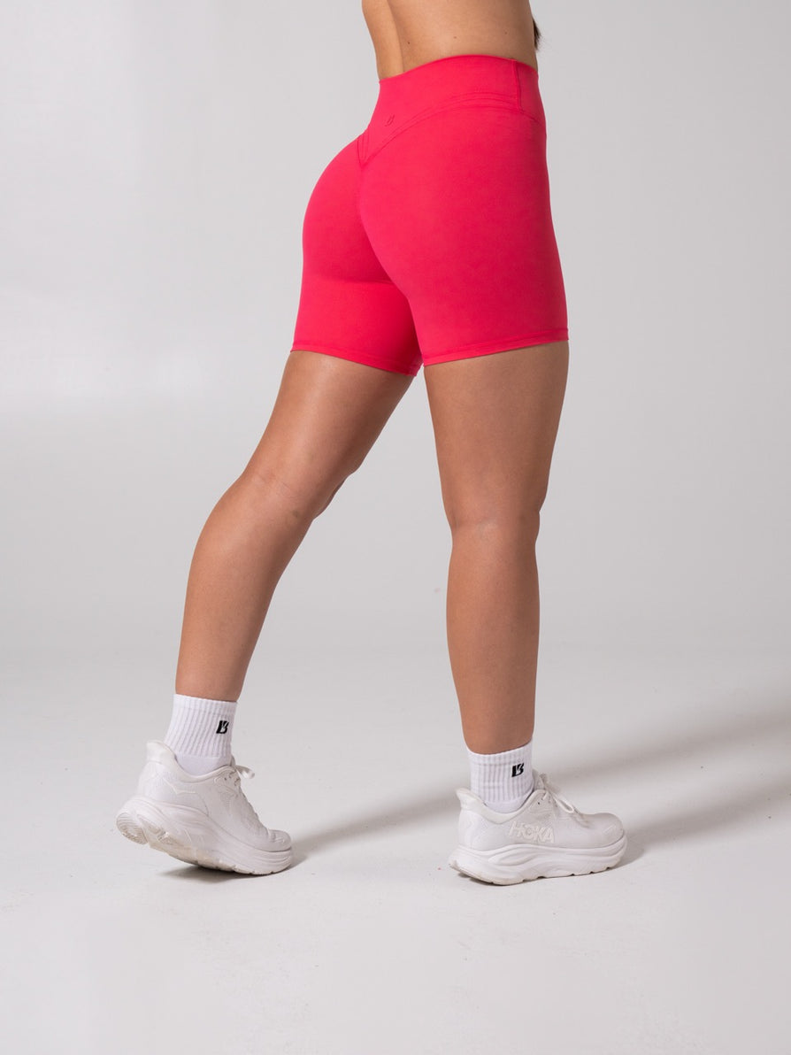 Micro Legacy Short 6" - Punch
