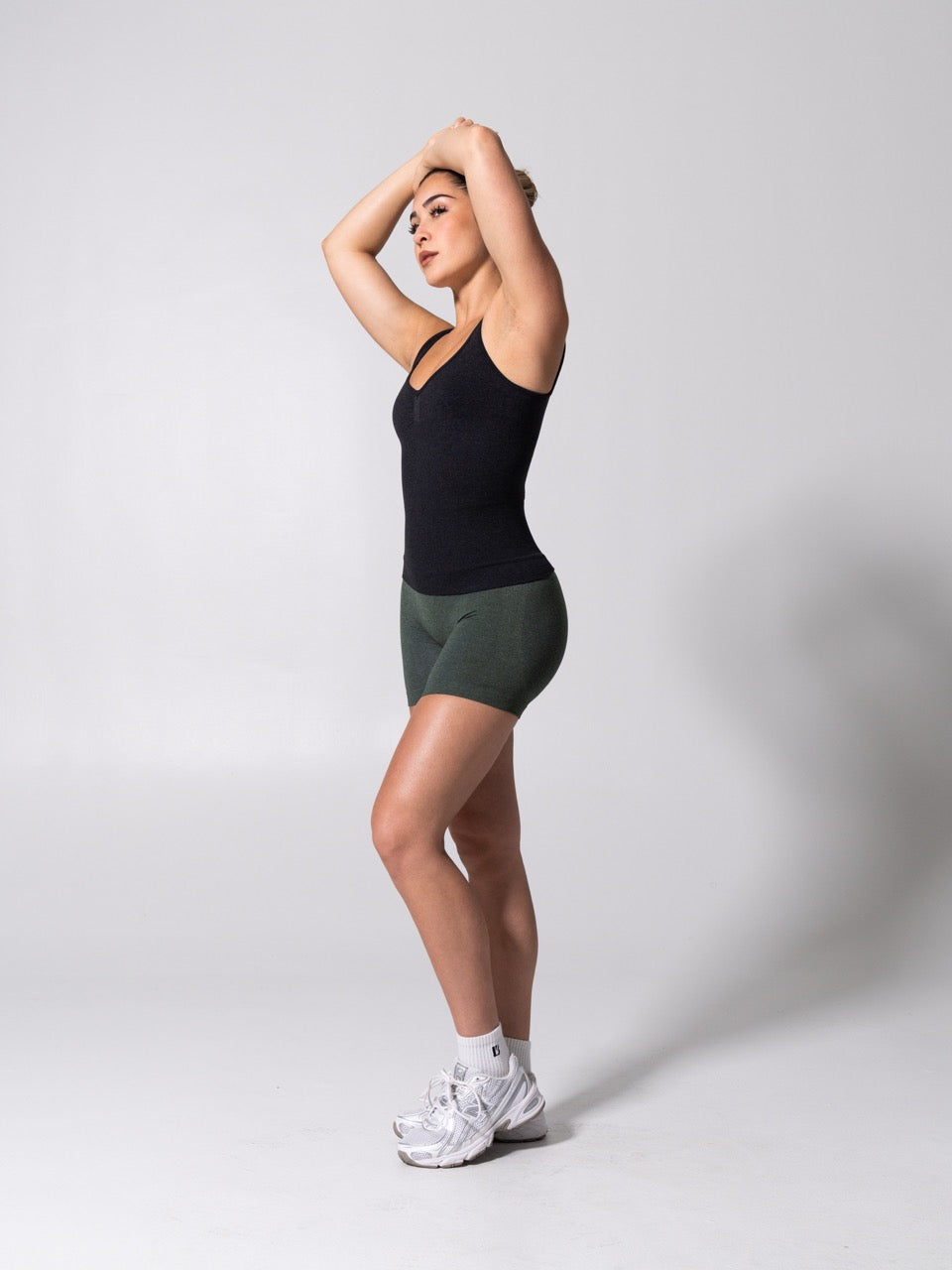 Miracle Seamless Hip Tank - Heather Charcoal