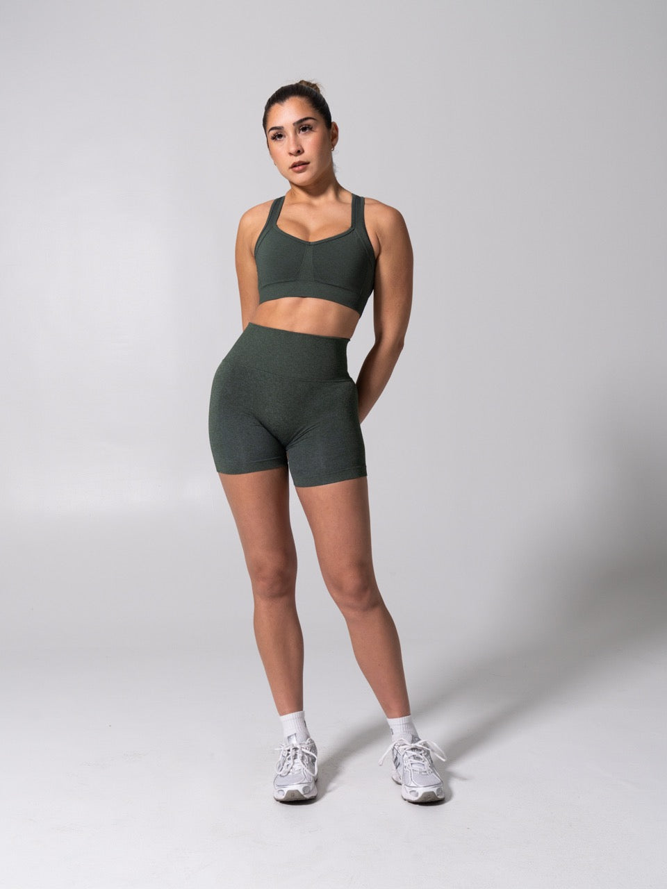 Miracle Seamless Short 4.5" - Heather Limon Pepino