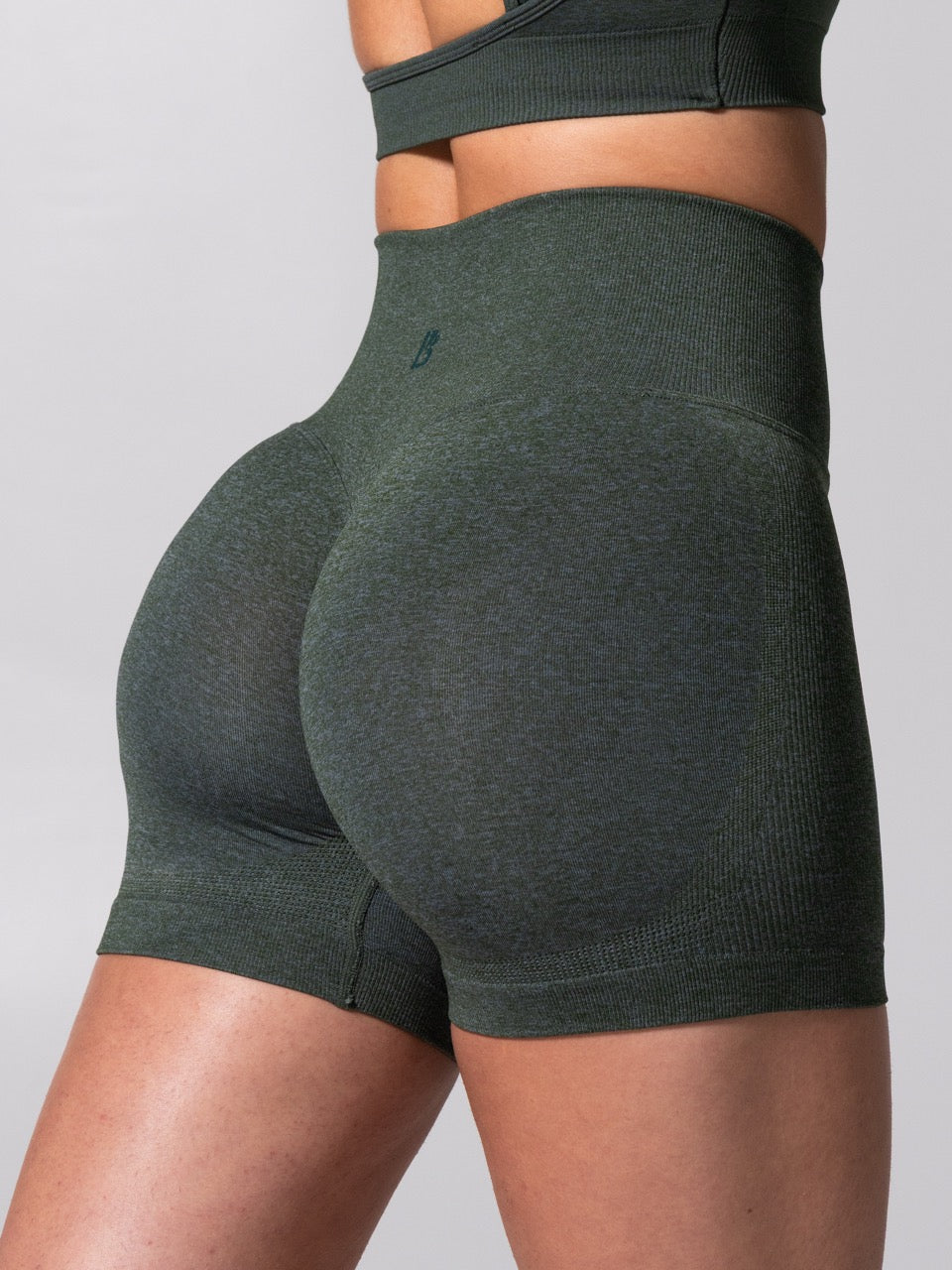 Miracle Seamless Short 4.5" - Heather Limon Pepino