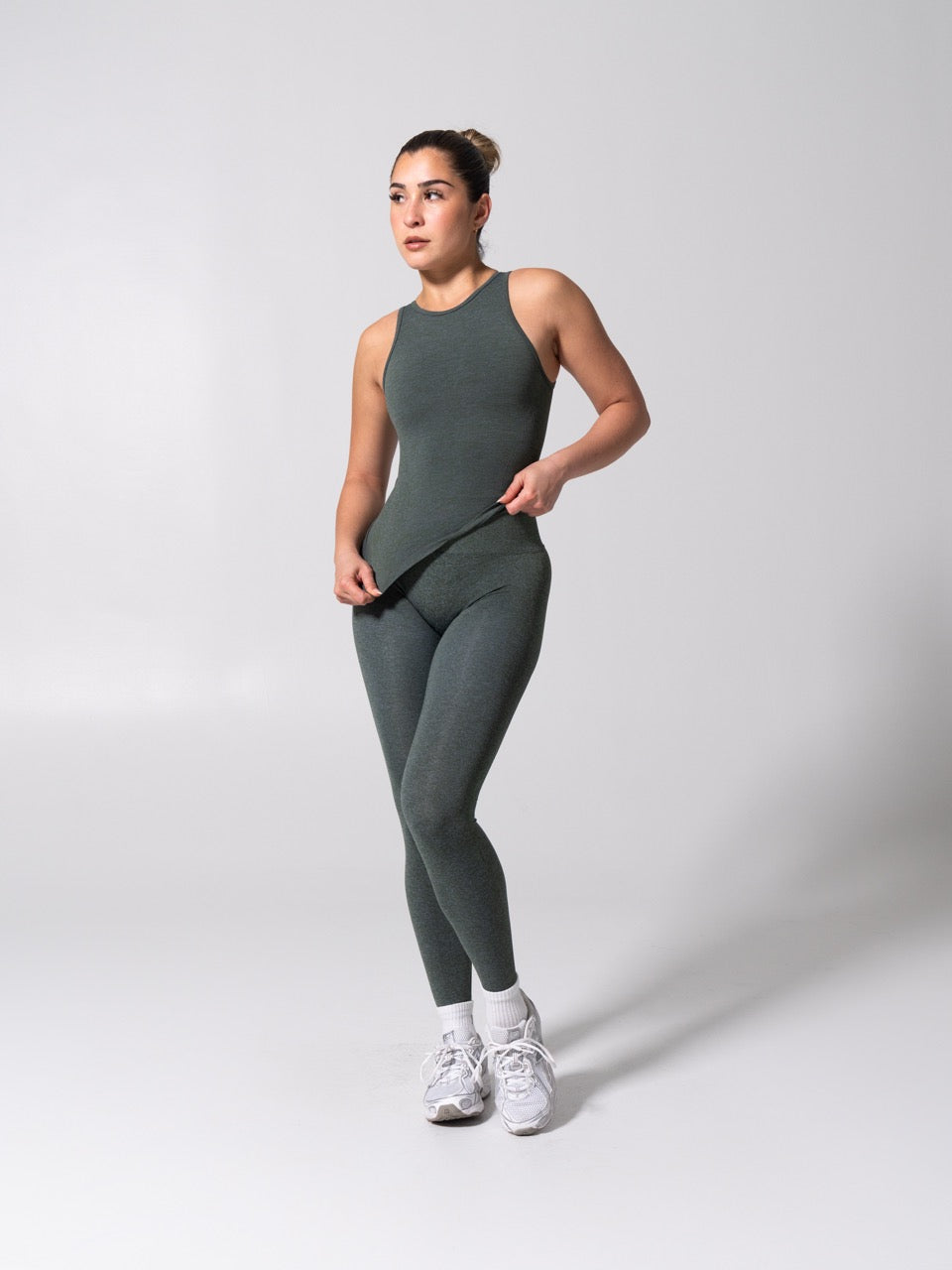 Shape Seamless Hip Tank - Heather Limon Pepino
