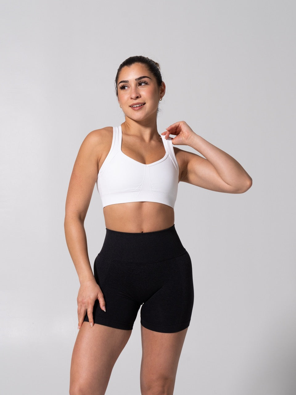 Vida Seamless Sports Bra - White