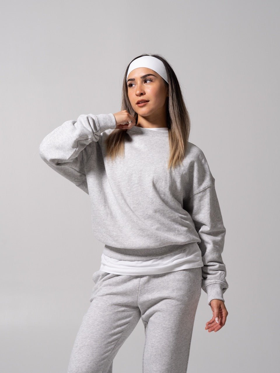 Threads Crew Pullover - Heather Grey
