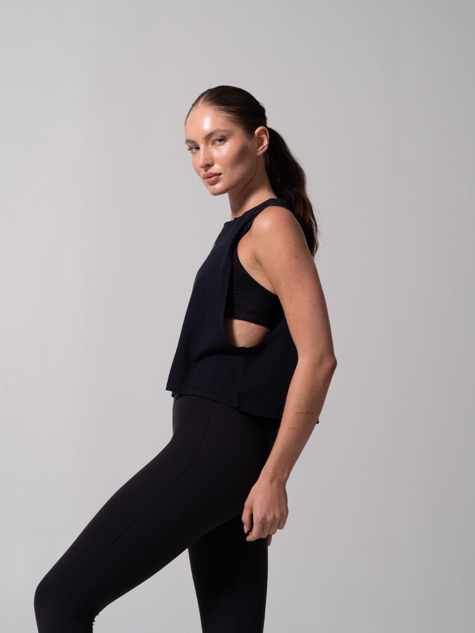 Essential Waist Tank - Onyx Black