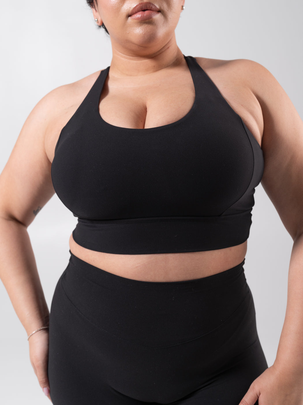 Rosa Sports Bra - Onyx Black