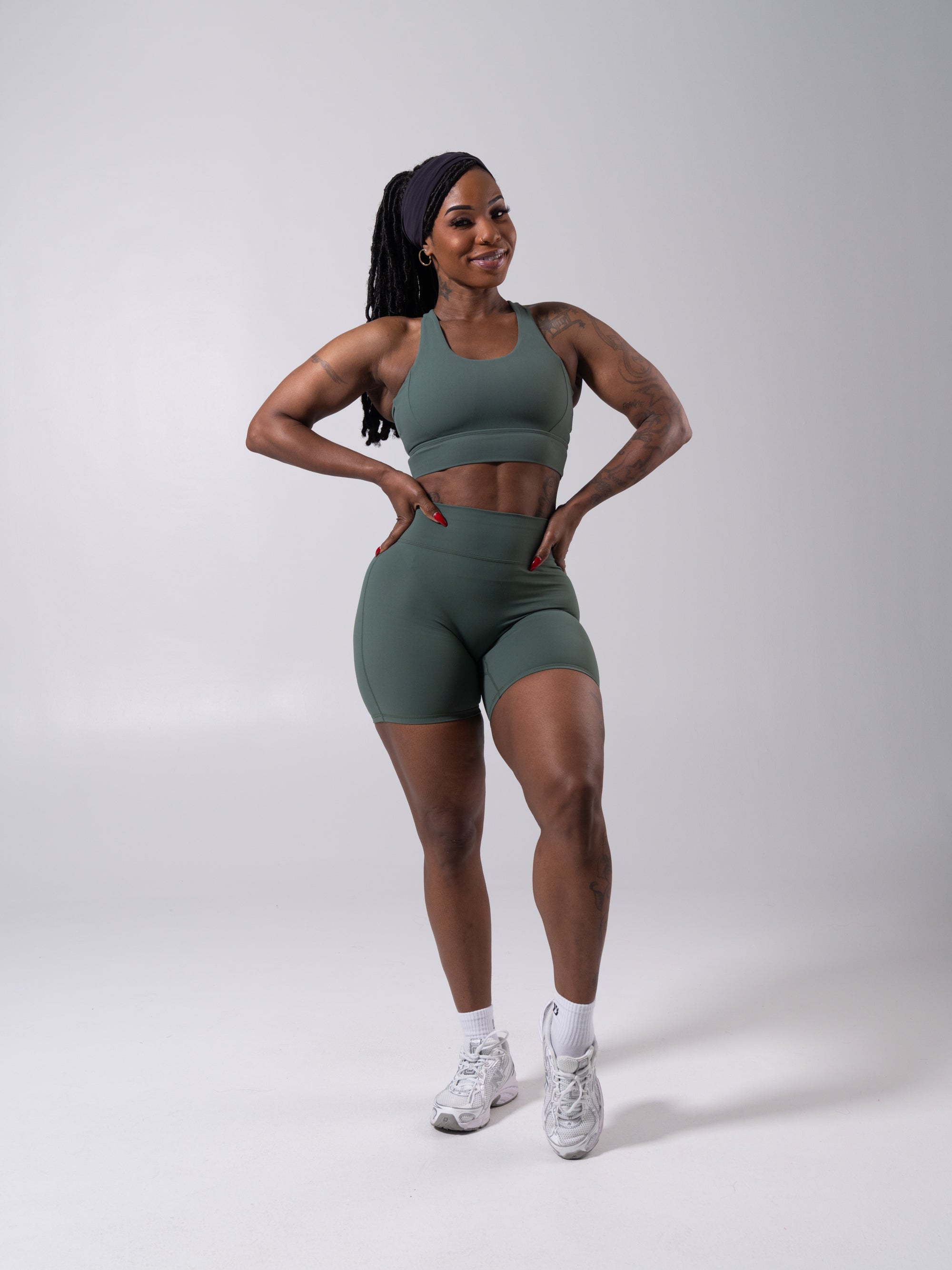Legacy Short 6