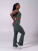 Thumbnail 2 of Legacy Flare Legging - Limon Pepino, 2 of 5