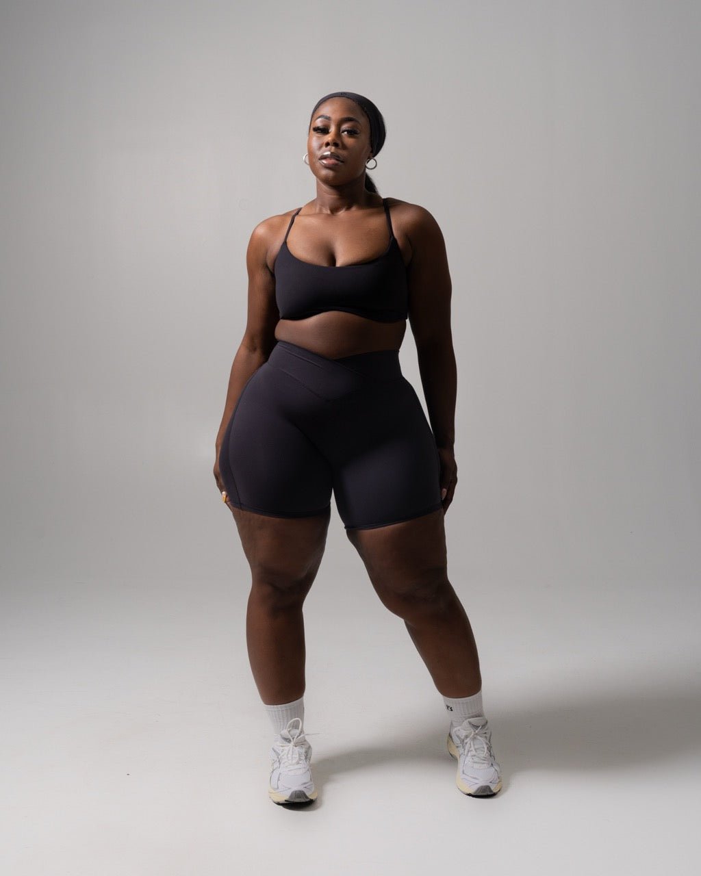 Siren Scrunch Short 7" - Onyx Black