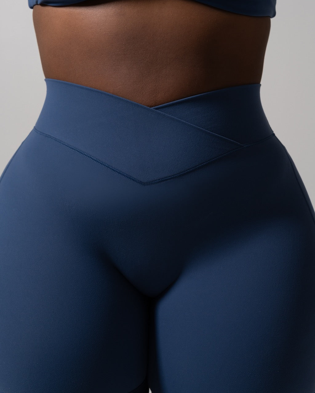 Siren Scrunch Short 5" - Baked Blue