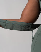 Thumbnail 2 of Story Running Belt - Limon Pepino, 2 of 10