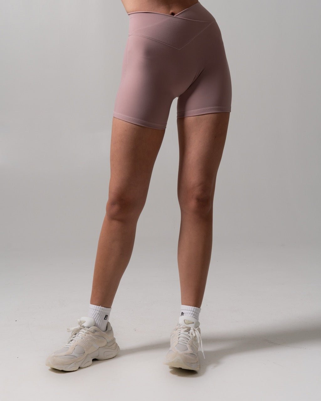 Siren Scrunch Short 5" - Rose Water