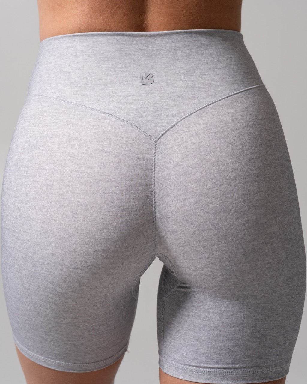 Siren Scrunch Short 7" - Platinum