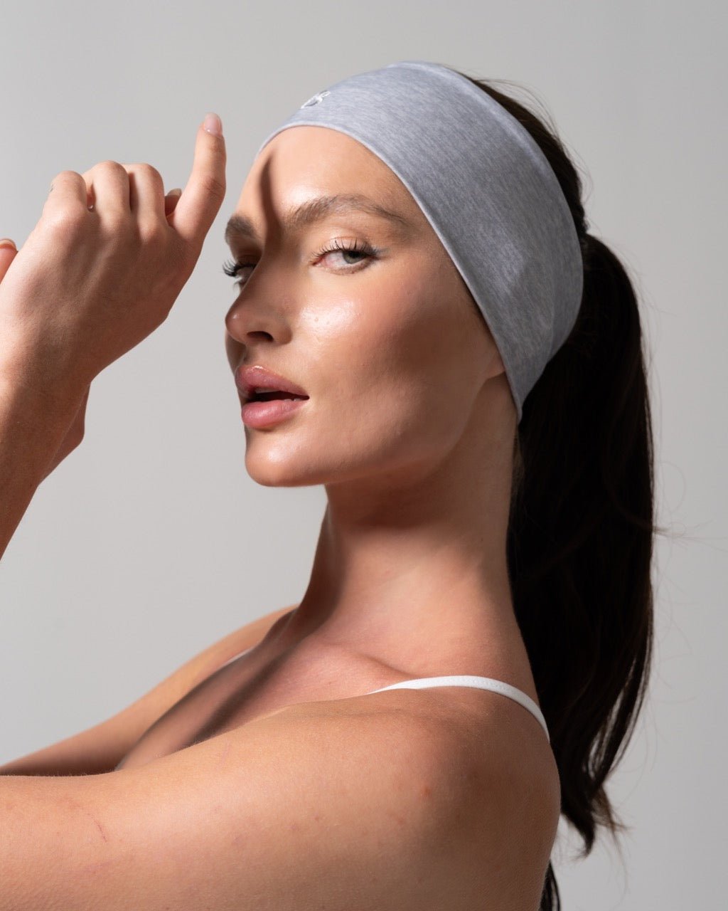 Poshknit Wide Headband - Platinum