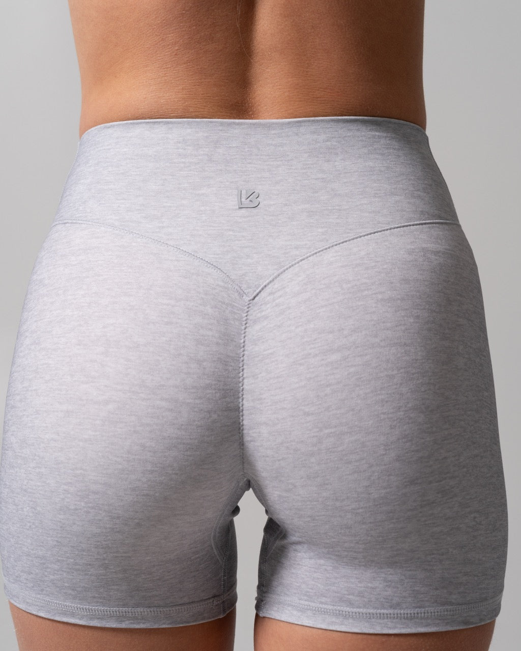 Siren Scrunch Short 5" - Platinum