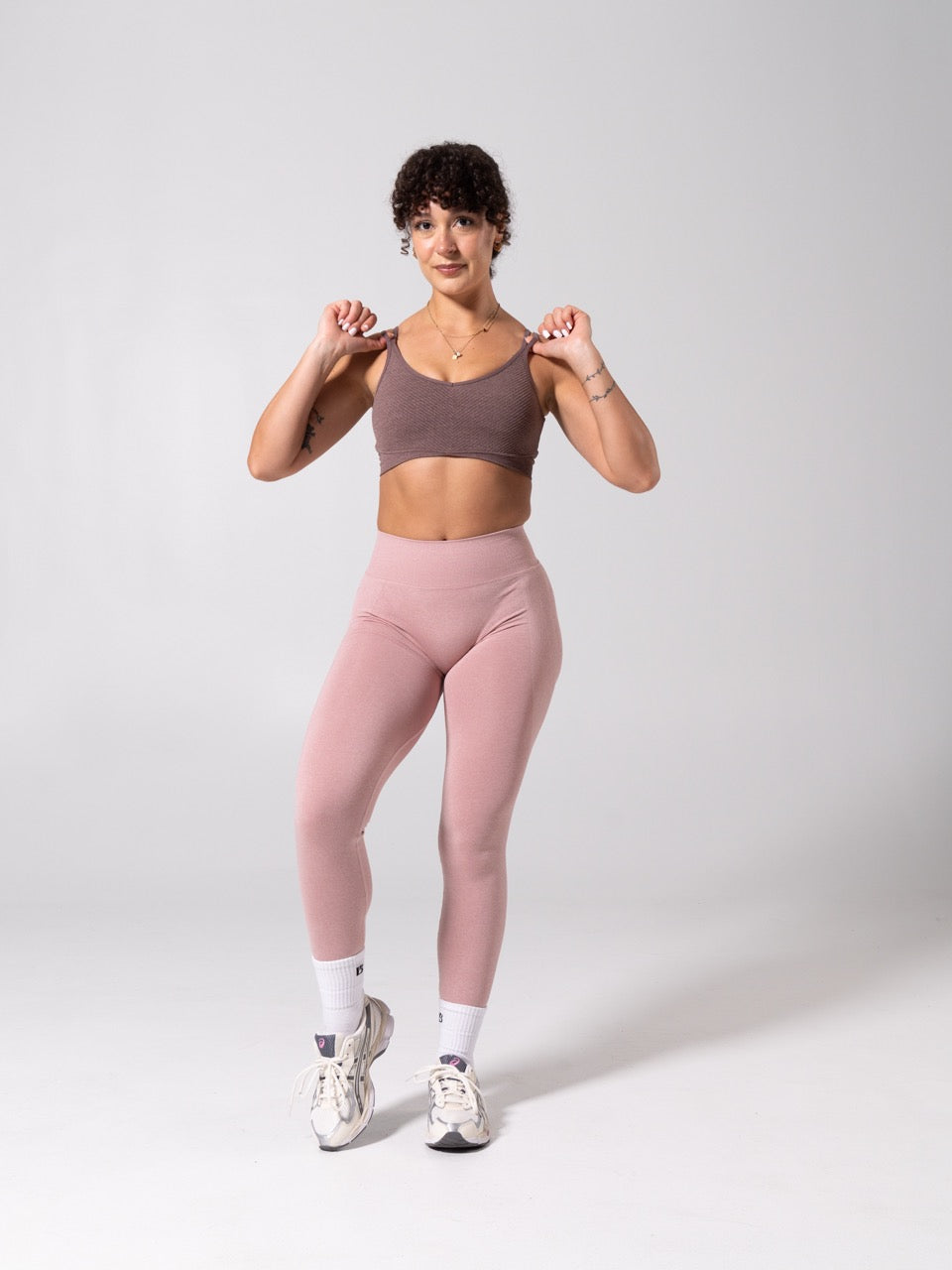 Shape Seamless Sports Bra - Mocha Berry