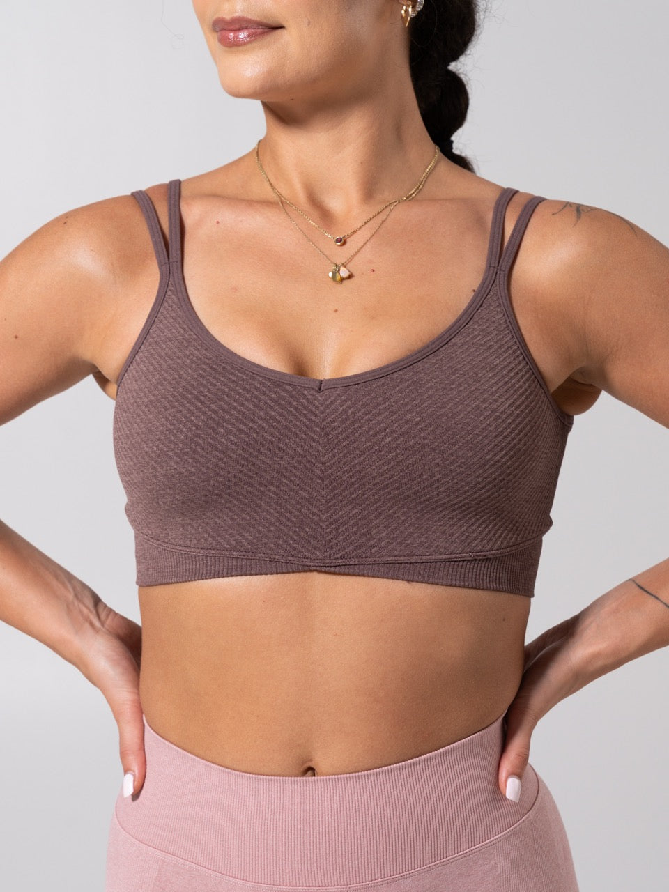 Shape Seamless Sports Bra - Mocha Berry