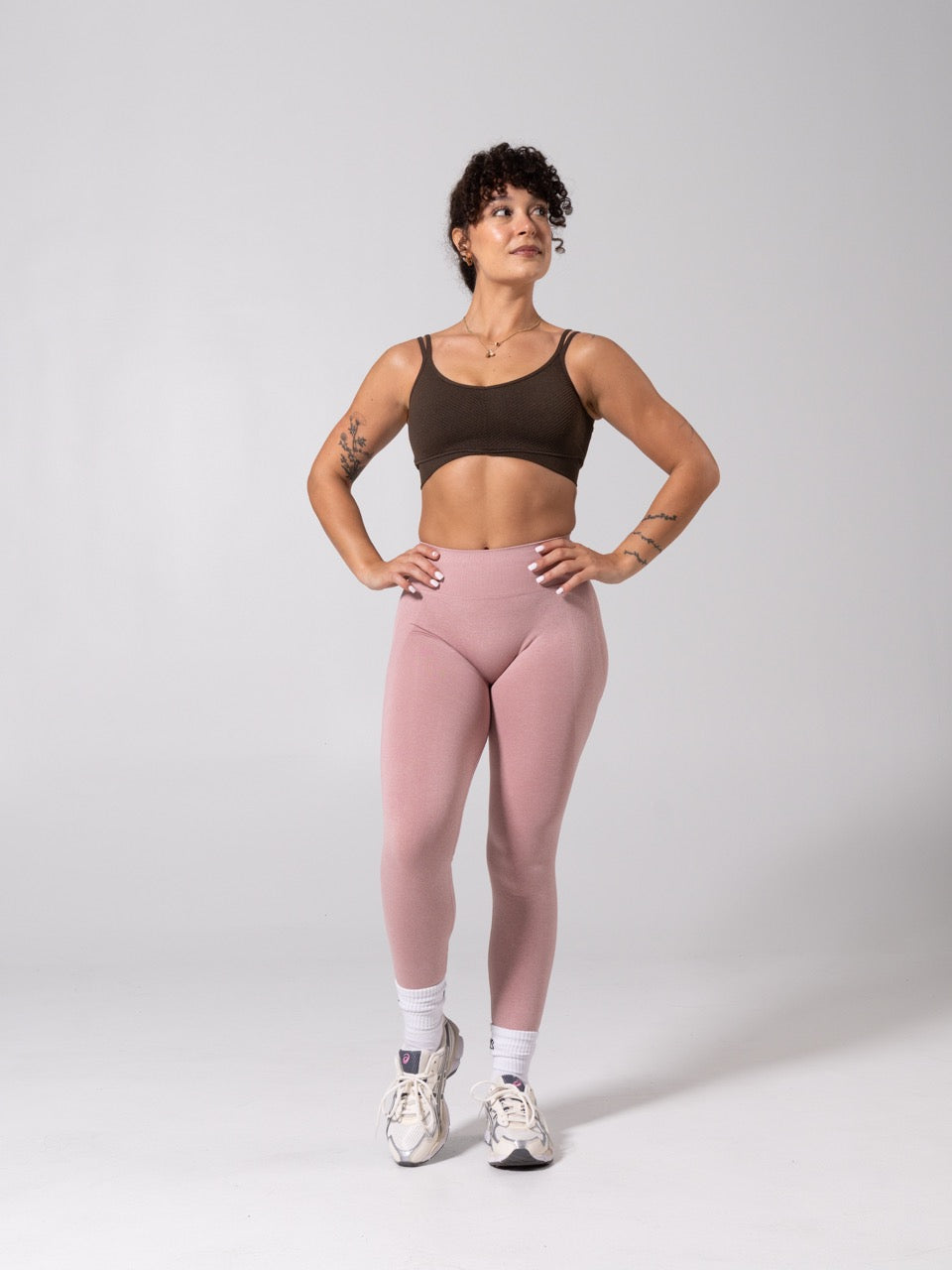 Shape Seamless Sports Bra - Cold Brew