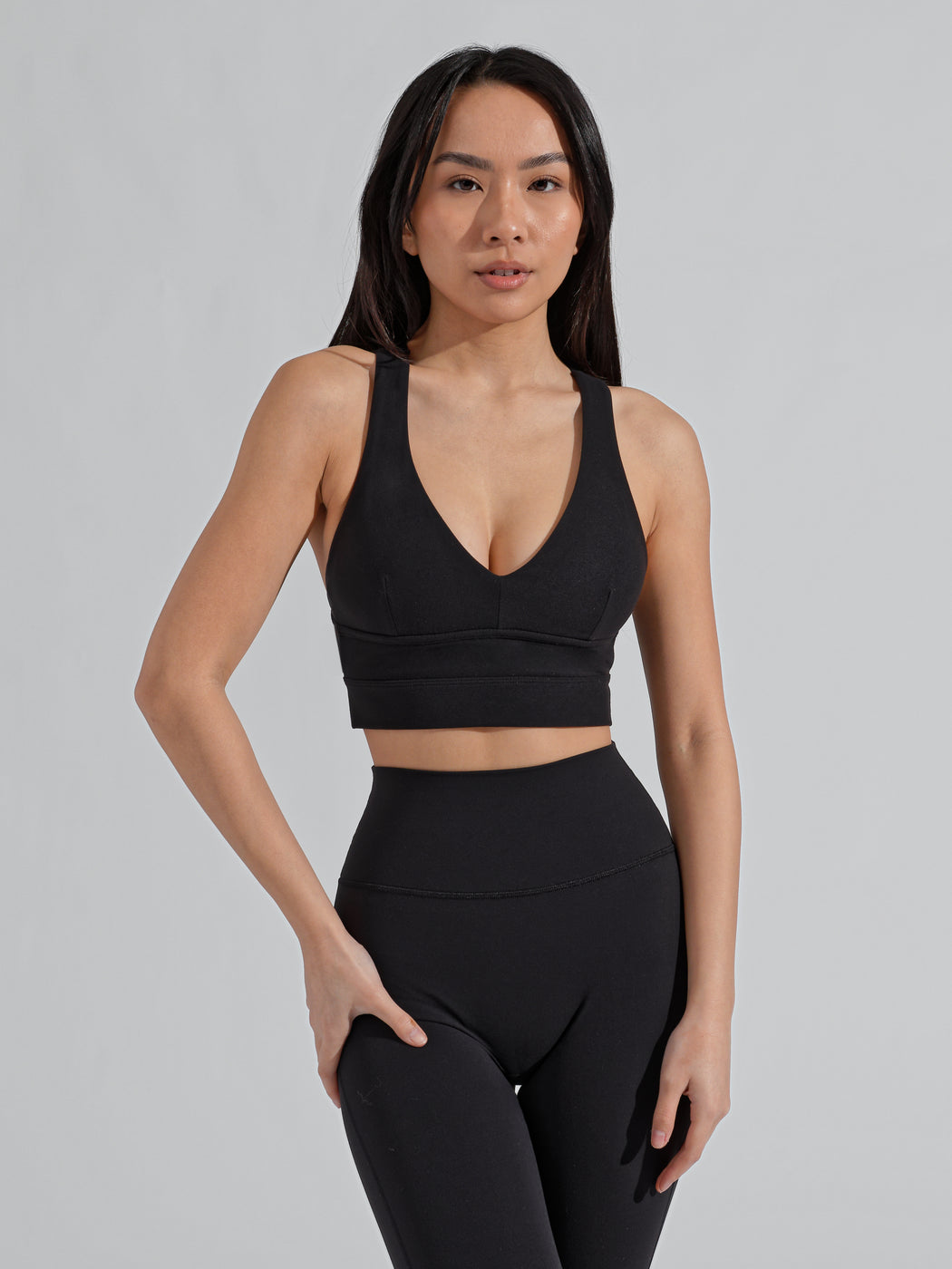 Alpha Sports Bra - Onyx Black