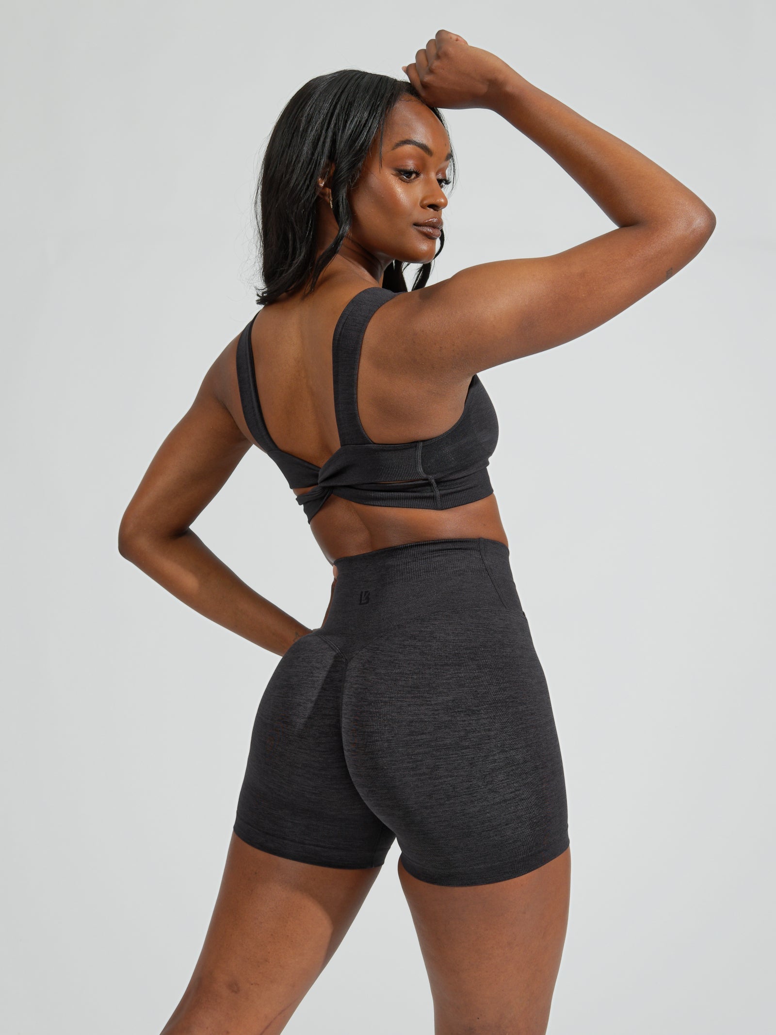 Synergy Seamless Sports Bra - Charcoal